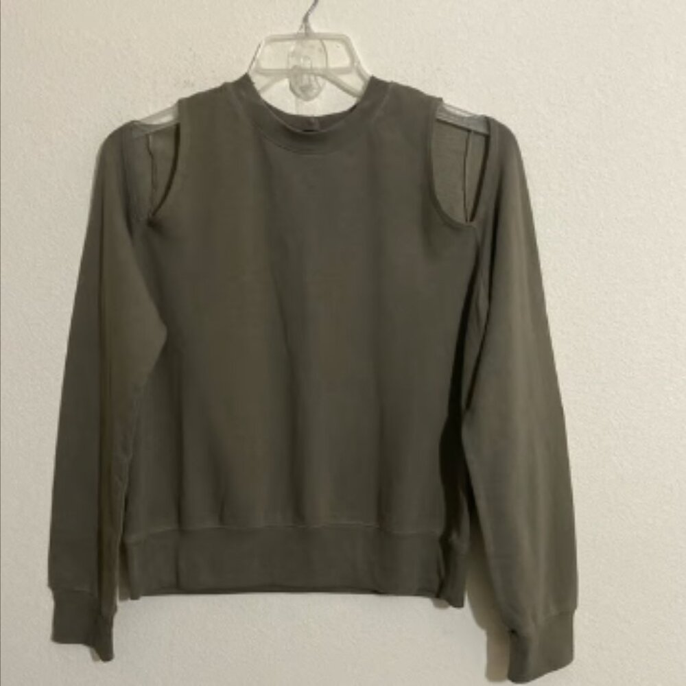 MONROW Cold Shoulder Light Weight Soft Sweatshirt Women's Size S